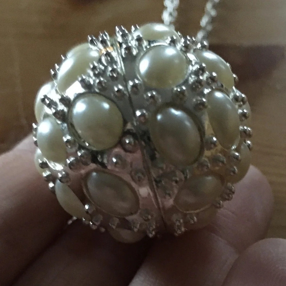 5/$25 Ball Pendant with  Long Chain - Picture 6 of 6